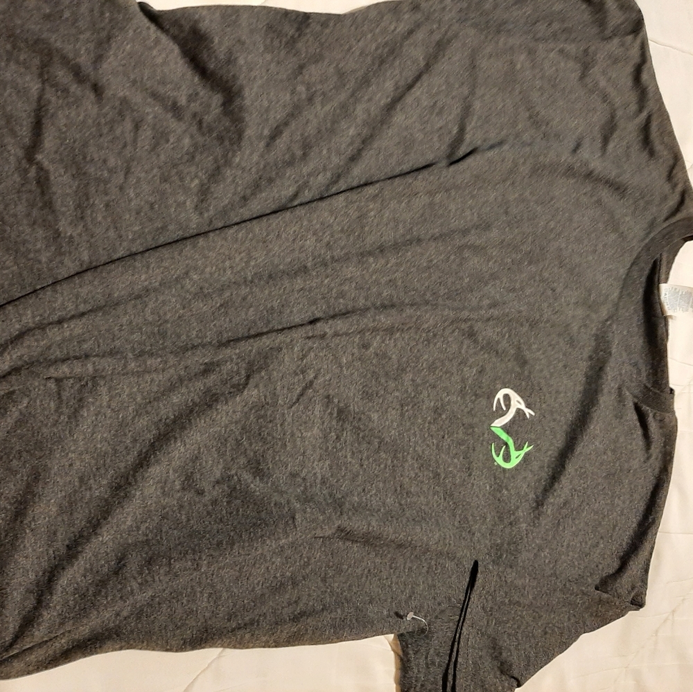 Men's Tshirt new with tags